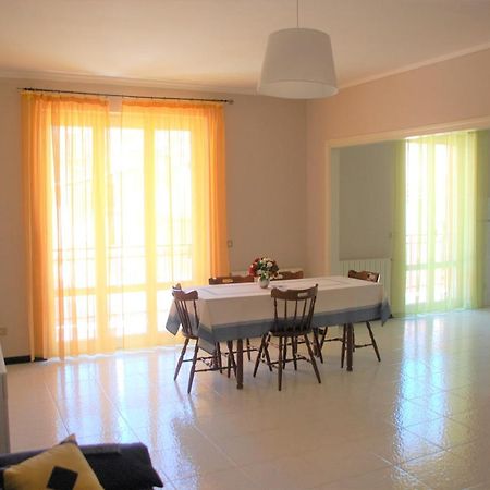 Appartamento "Rina Centro Sicilia" Pietraperzia Exterior foto